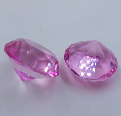 Pink / Lyserød pastelfarvet diamant-krystal-glas-acryl 4cm