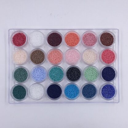Miyuki Delica perler 24 forskellige farver i små æsker