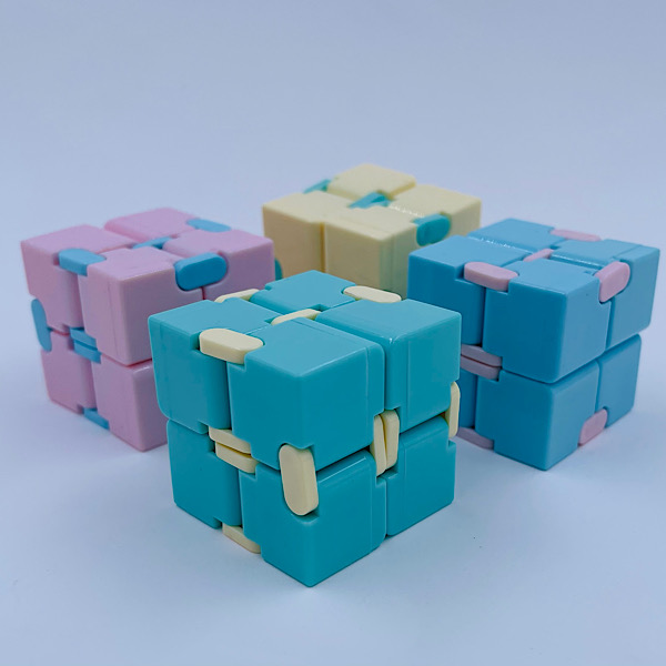 Infinity Cube Pastel