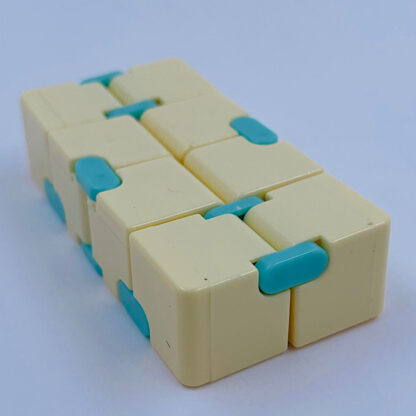 Infinity Cube pastelfarvet gul antistress legetøj Fidget Toy