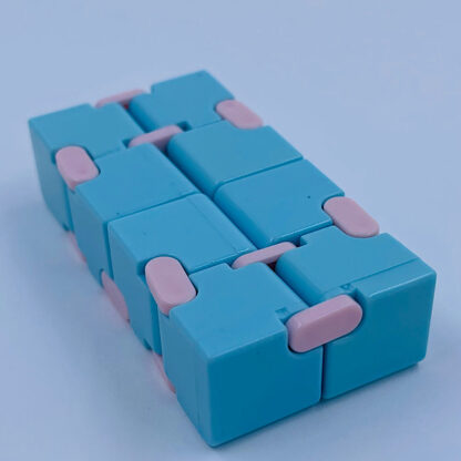 Infinity Cube pastelfarvet lyseblå antistress legetøj Fidge Toy