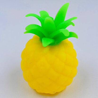Ananas Squishy Grape Lysegul Klemme Ananas Pastelfarvet 8 cm. Små gaver