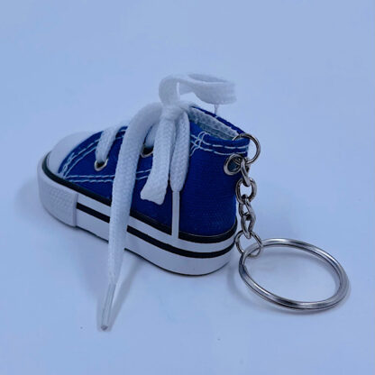 converse sko kondisko med snørebånd flotte farver nøgleringe sjove fidget toys blå