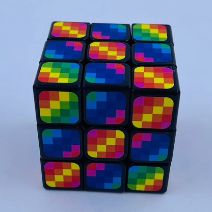 professorterning 3x3 regnbue farvet svær cube rubiks cube rubix udfordring flot og kompleks klassiker sjov front