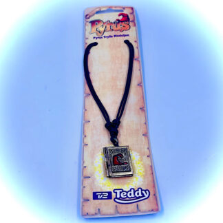 Pyrus Trylle Medaljon TV2 Julekalender Alletiders Nisse Kalendergaver Pakkekalender